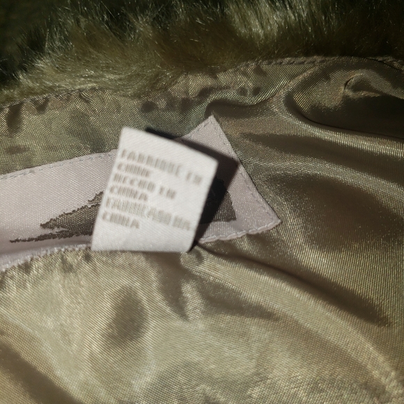 Ladies Faux Vest - Picture 6 of 6